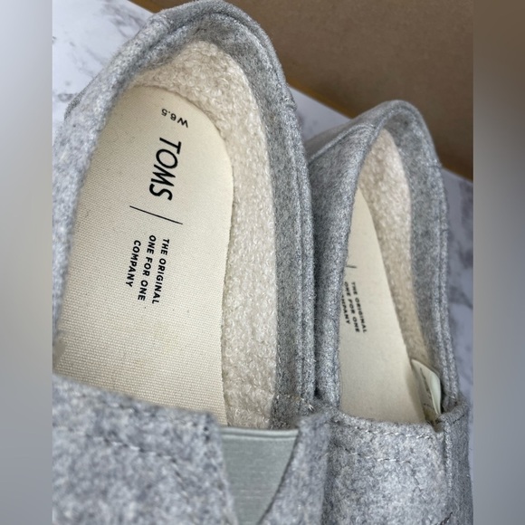 TOMS Seasonal Classic Alpargata Drizzle Grey Felt/Faux Shearling - Picture 10 of 11